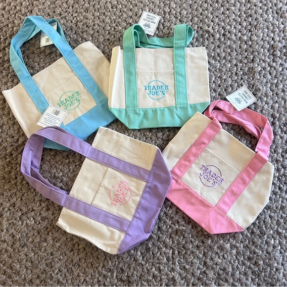 NWT Set Of 4 Trader Joes Mini Tote Bags pastel colors so pretty! - Picture 3 of 5